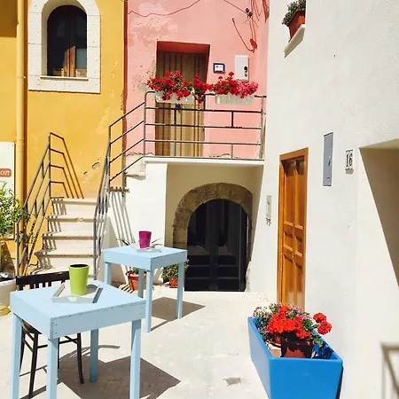 Le Soste Di Finzia Bed & Breakfast Licata