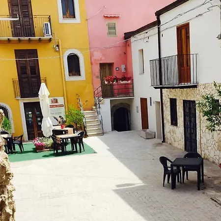 Le Soste Di Finzia Bed & Breakfast