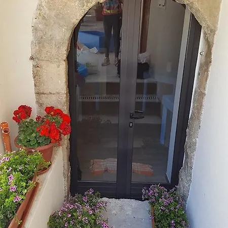 Le Soste Di Finzia Bed & Breakfast