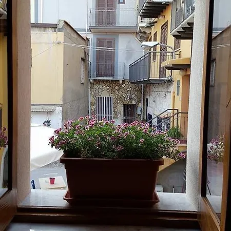 Le Soste Di Finzia Bed & Breakfast *