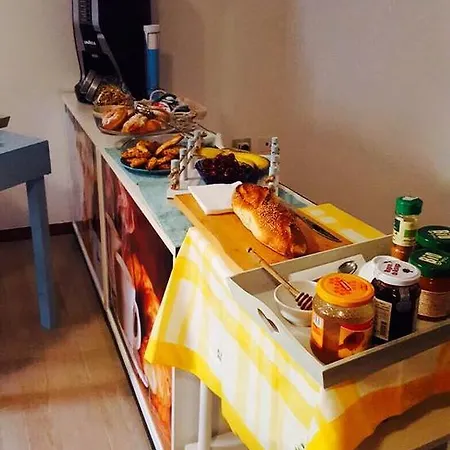 Le Soste Di Finzia Bed & Breakfast *
